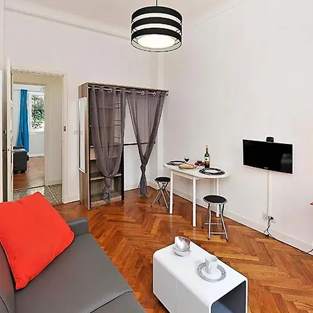Apartment Charming T'4 Near The Beach - *