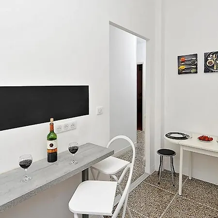 Charming T'4 Near The Beach - Apartment Nizza