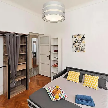 Apartment Charming T'4 Near The Beach - *
